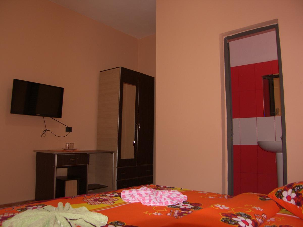 Shkodra Hotel מראה חיצוני תמונה