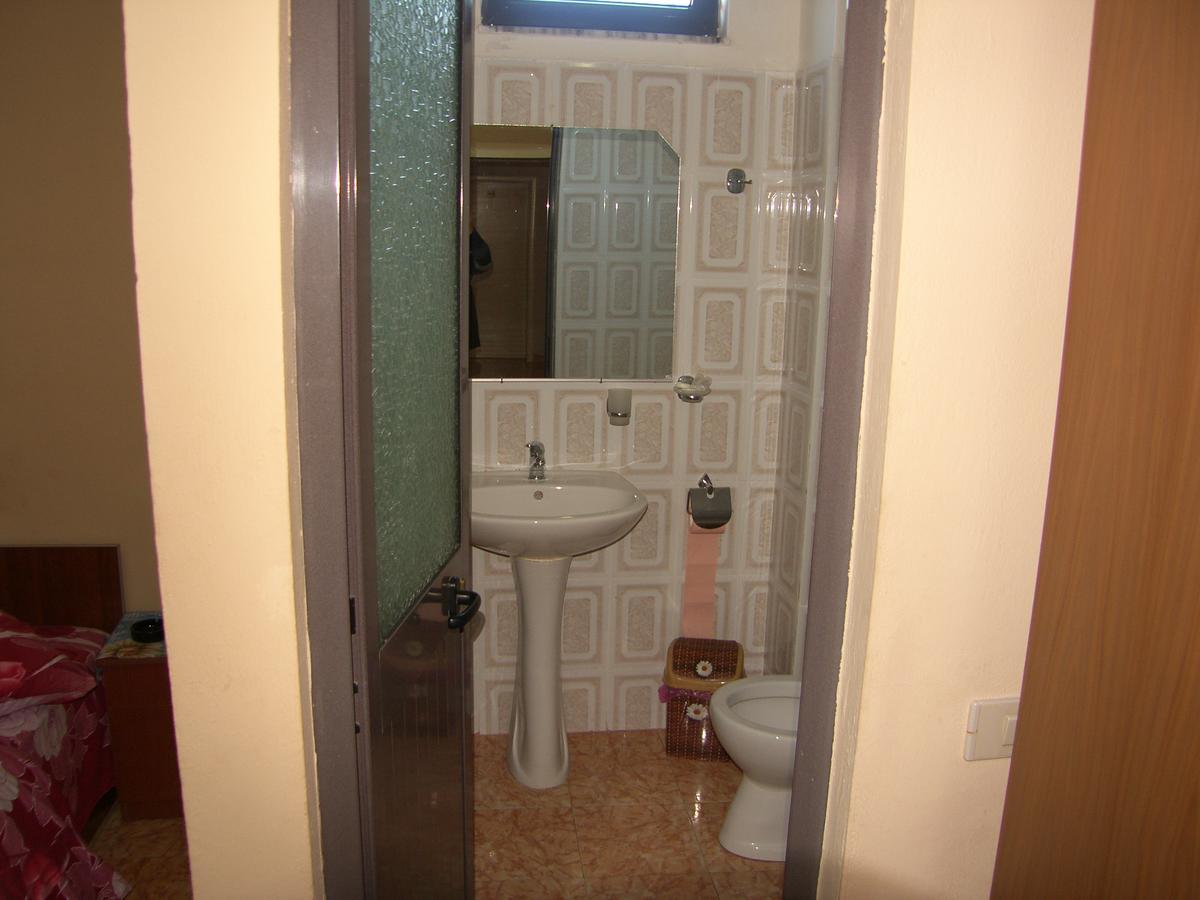 Shkodra Hotel מראה חיצוני תמונה