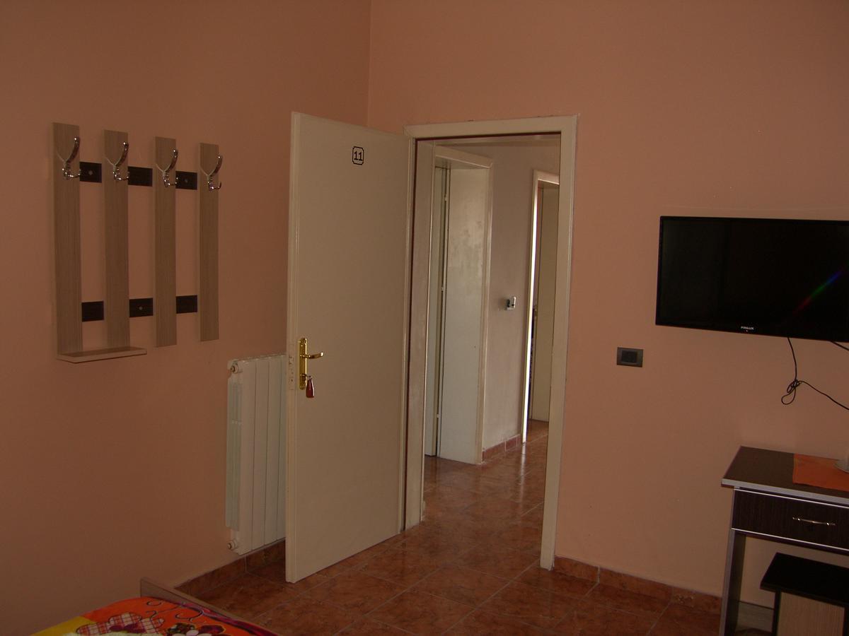 Shkodra Hotel מראה חיצוני תמונה